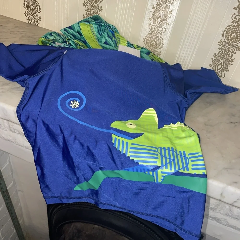 UV Skinz NWT 3 Piece Swim Set Boy 7 Green Crazy Chameleon UPF50 Hat Shirt Shorts